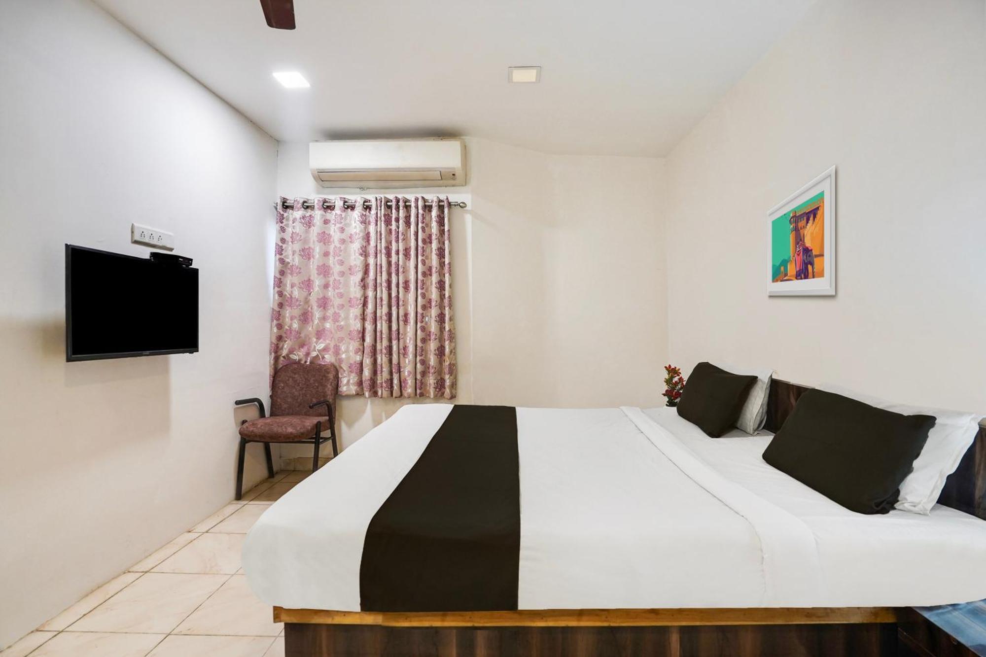 Hotel O Bridge 阿穆达巴 外观 照片